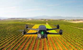 数字技术支持农业发展，宙斯无人机