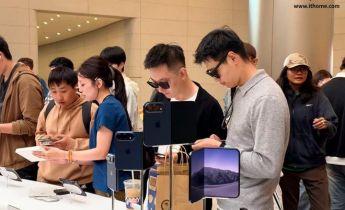 苹果在全国Apple Store安排运营商工作人员现场办理eSIM